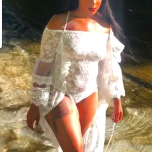 Elegant 2 piece lace set